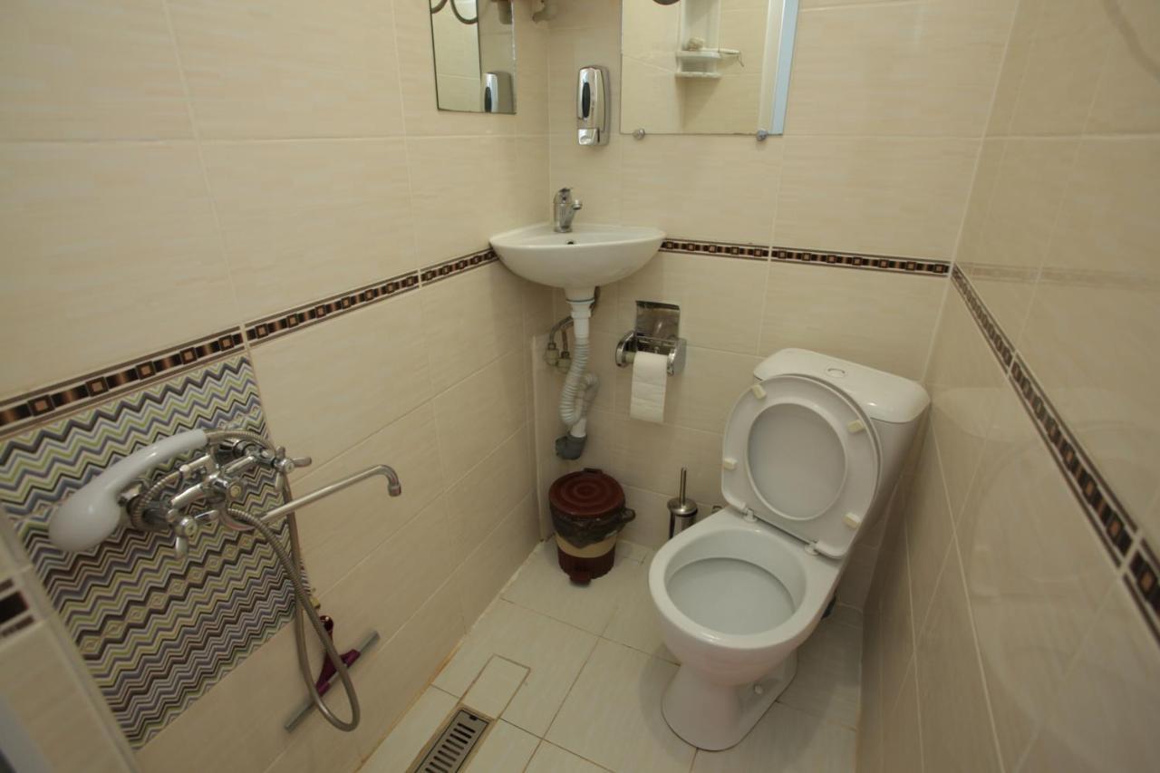 Sukhum City Mini Hotel Сухумі Екстер'єр фото