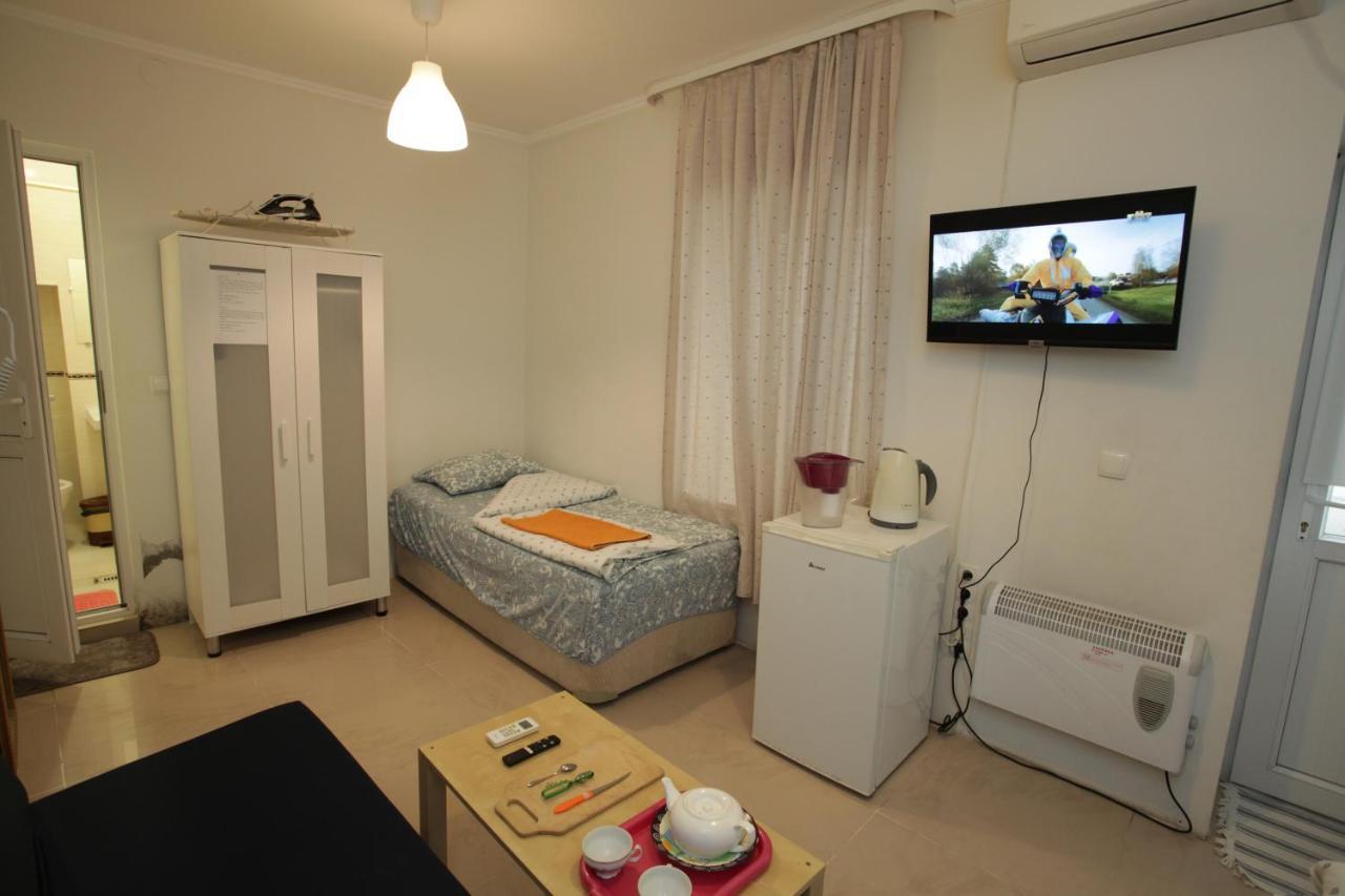 Sukhum City Mini Hotel Сухумі Екстер'єр фото