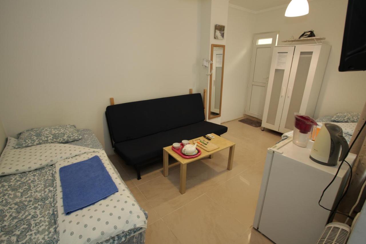 Sukhum City Mini Hotel Сухумі Екстер'єр фото